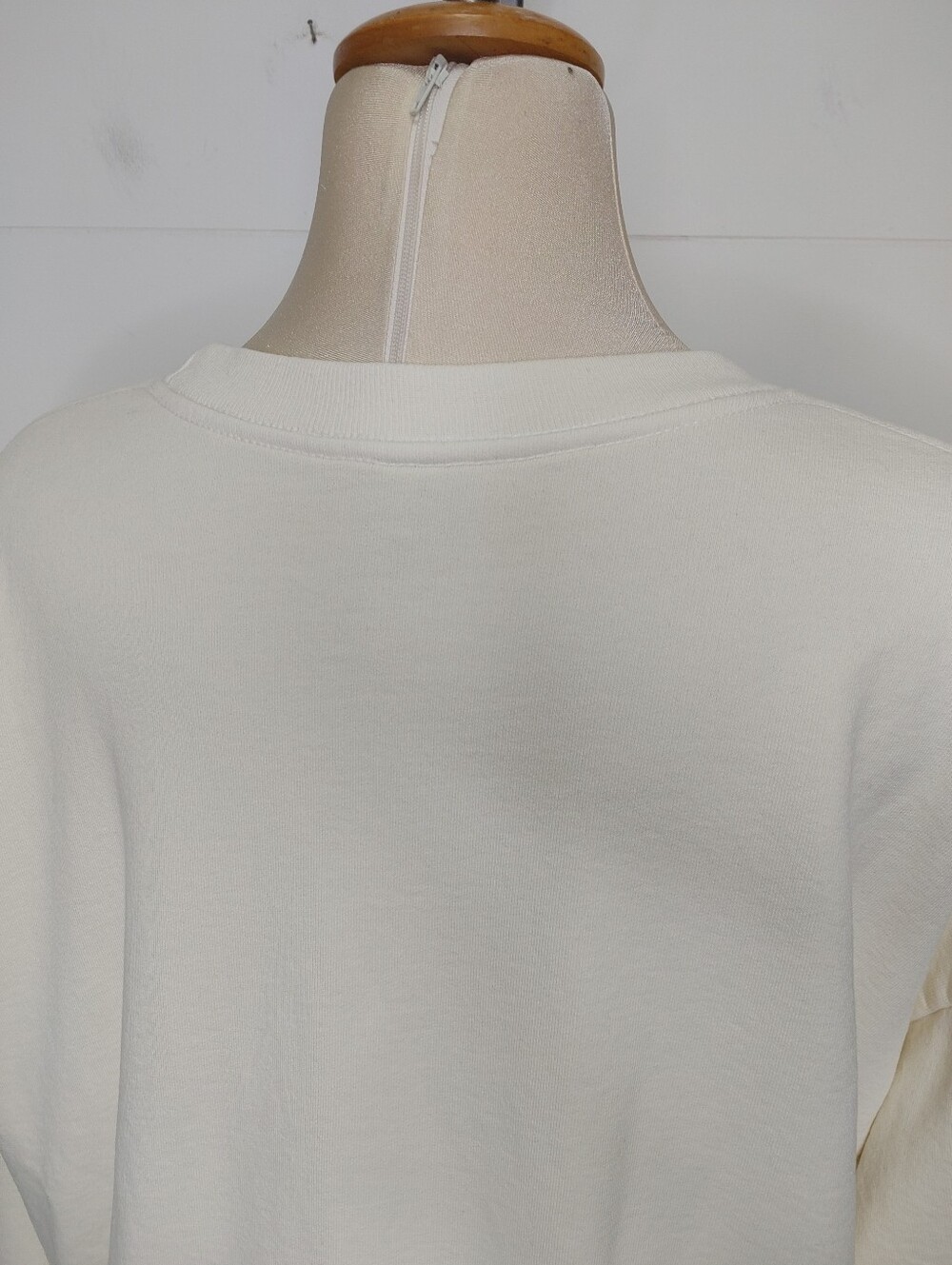Sporty & Rich Paris Country Club Crew Neck Sweatshirt Size XL - Picture 5 of 10